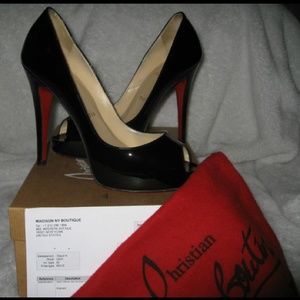 Christian Louboutin Very Prive Black Peep Toe Pump